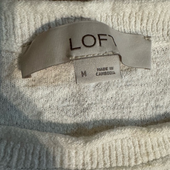 ⭐️ Loft women’s sweater size medium - Picture 4 of 5